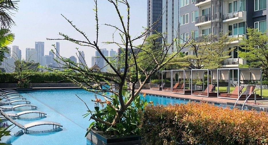 Condo en alquiler y en venta de 2 habitaciones en Khlong Toei, Bangkok