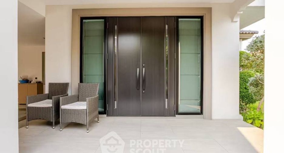 For rent and for sale 4 bedrooms house in Bang Khen, Bangkok