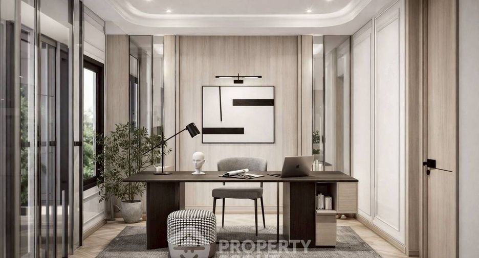 For rent and for sale 5 bedrooms townhouse in Watthana, Bangkok