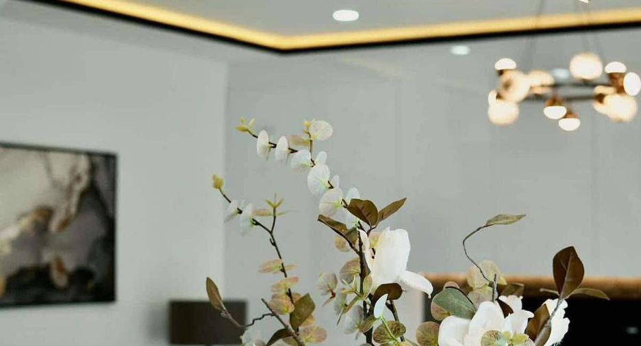For sale 3 bedrooms condo in East Pattaya, Pattaya