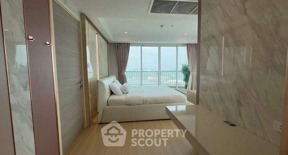 For sale 2 bedrooms condo in Yan Nawa, Bangkok