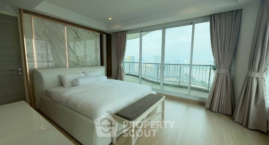 For sale 2 bedrooms condo in Yan Nawa, Bangkok