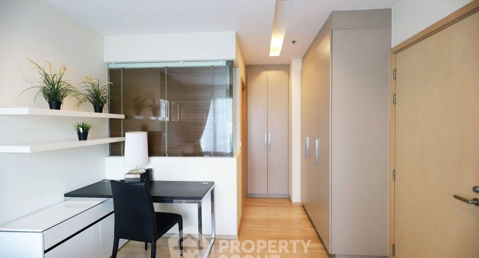 For rent and for sale 1 bed condo in Khlong Toei, Bangkok