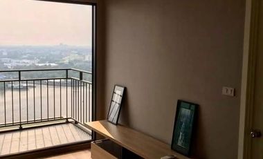 For sale 2 ベッドルーム condo in Yan Nawa, Bangkok
