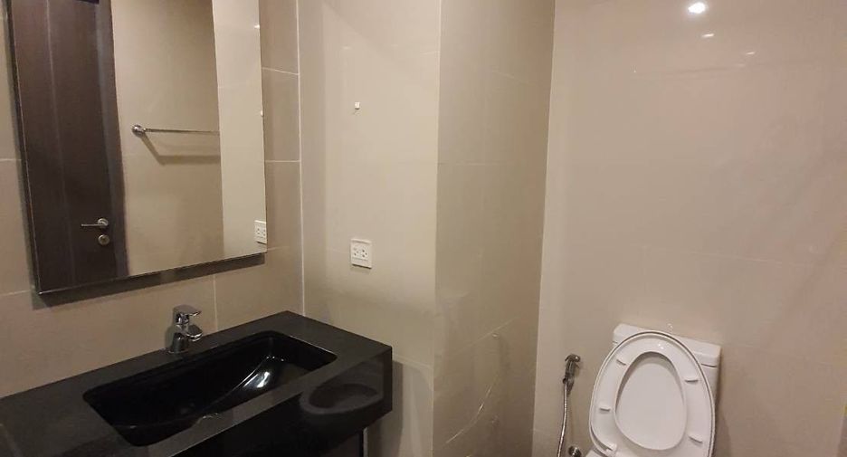 For rent and for sale 1 bed condo in Khlong Toei, Bangkok