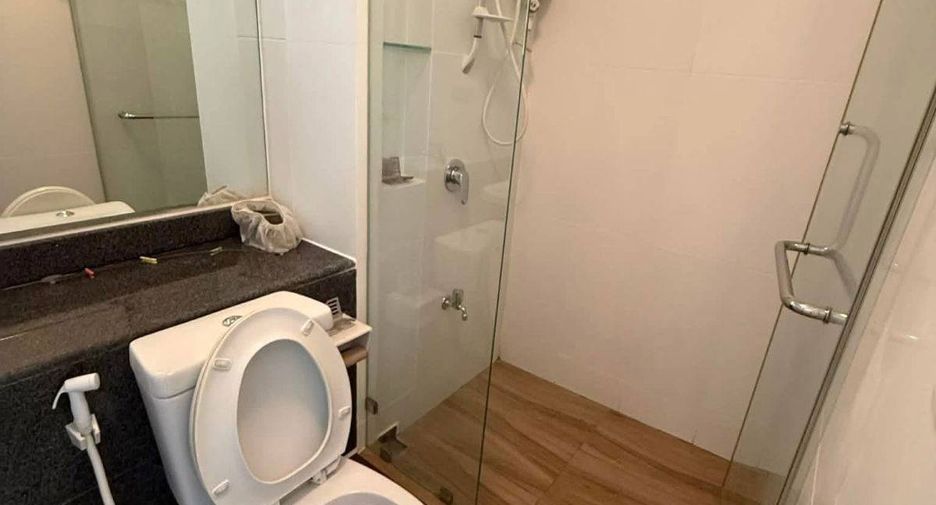 For sale 2 bedrooms condo in Thon Buri, Bangkok