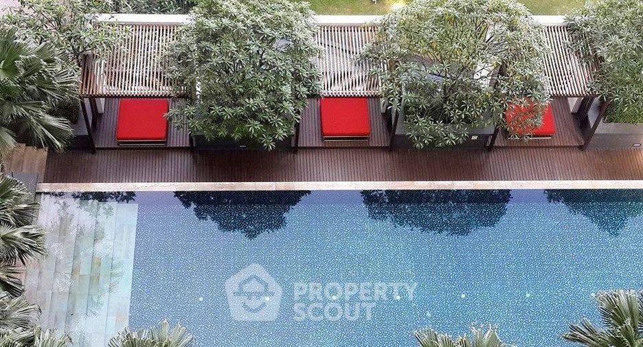For sale 2 bedrooms condo in Thon Buri, Bangkok