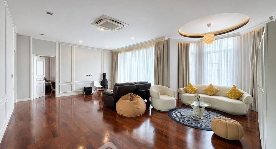 Haus zur Miete und zum Kauf mit 4 Zimmer in Prawet, Bangkok