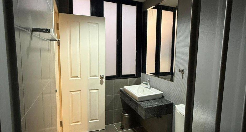 Reihenhaus zum Kauf mit 4 Zimmer in Suan Luang, Bangkok