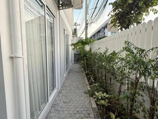 出售 4 卧室 联排别墅 在 Suan Luang, 曼谷