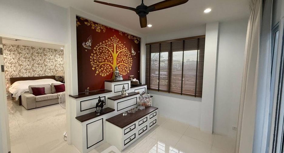 Reihenhaus zum Kauf mit 4 Zimmer in Suan Luang, Bangkok