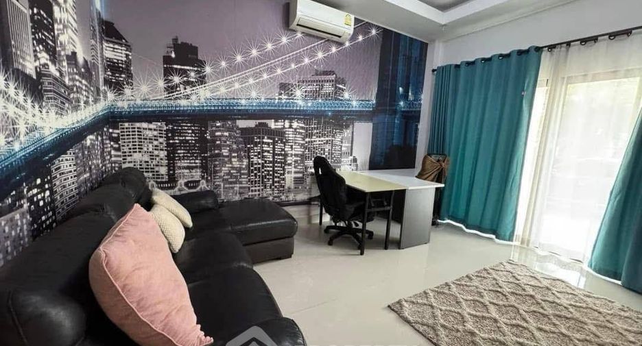 Haus zum Kauf mit 3 Zimmer in Huay Yai, Pattaya