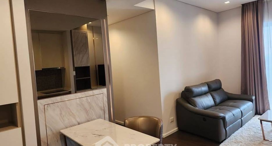 For sale 2 bedrooms condo in Chatuchak, Bangkok