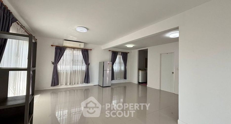 Haus zum Kauf mit 6 Zimmer in East Pattaya, Pattaya