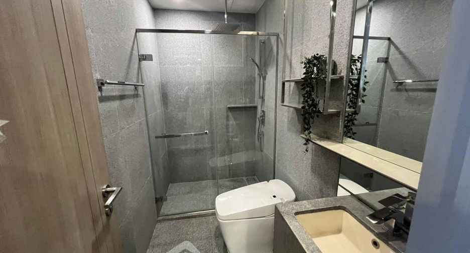 出租 和 出售 2 卧室 公寓 在 Pathum Wan, 曼谷
