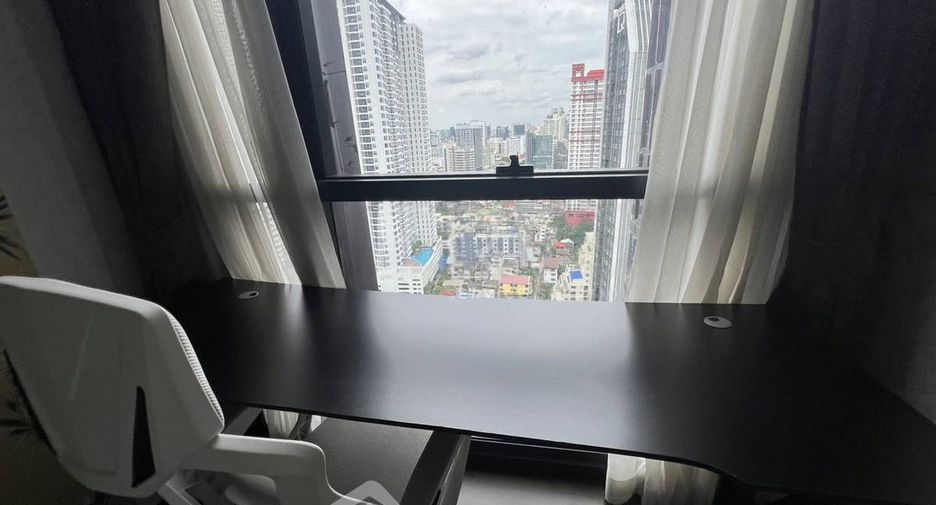 出租 和 出售 2 卧室 公寓 在 Pathum Wan, 曼谷