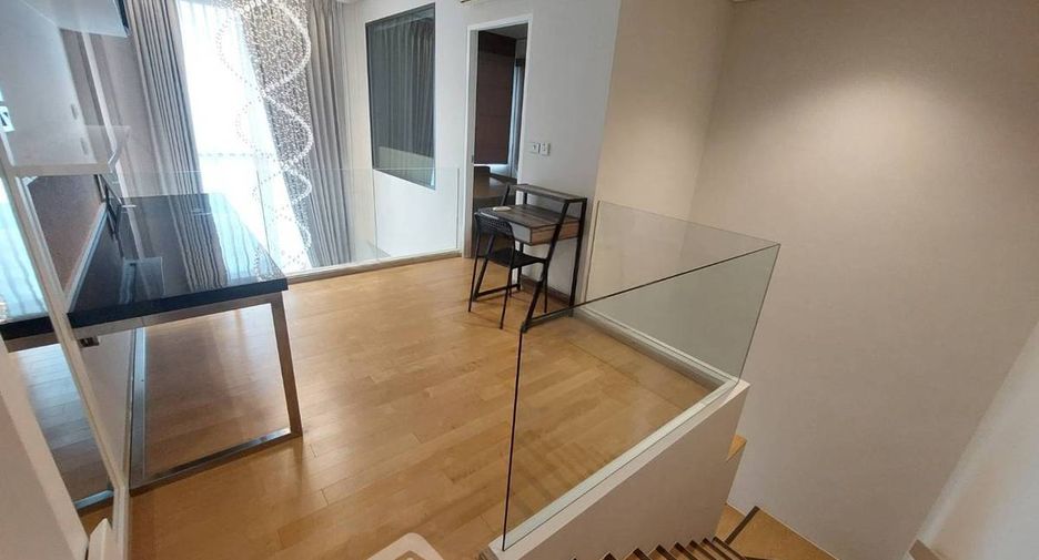 For rent and for sale 1 bed condo in Watthana, Bangkok