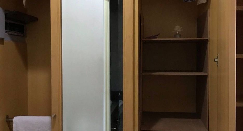 For rent and for sale 1 bed condo in Pathum Wan, Bangkok