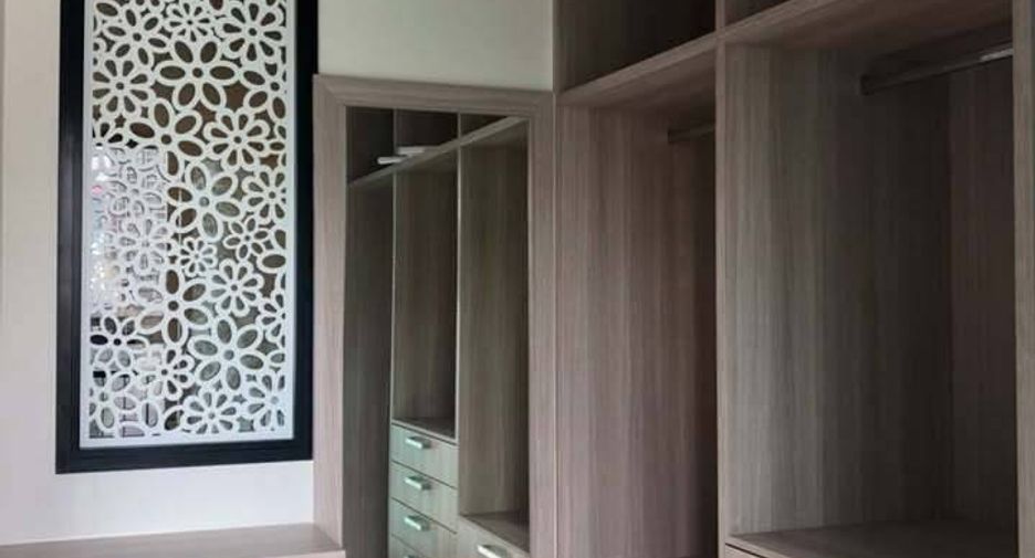 For rent and for sale 1 bed condo in Watthana, Bangkok
