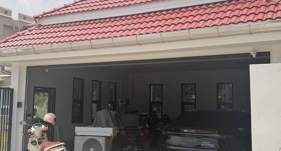 For sale 3 bedrooms villa in East Pattaya, Pattaya