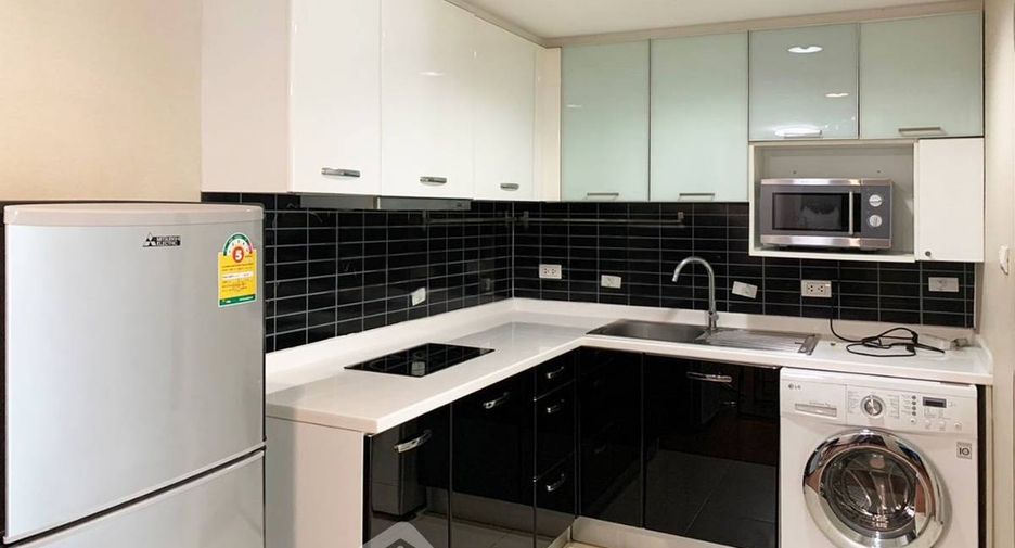 For rent and for sale 1 bed condo in Huai Khwang, Bangkok