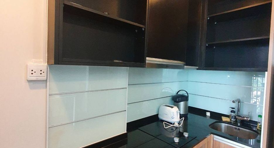 For rent and for sale 1 bed condo in Pathum Wan, Bangkok