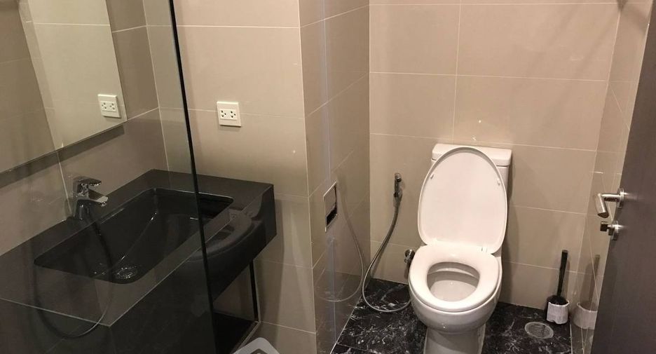 For rent and for sale 1 bed condo in Khlong Toei, Bangkok