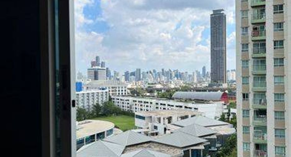For sale 1 bed condo in Huai Khwang, Bangkok