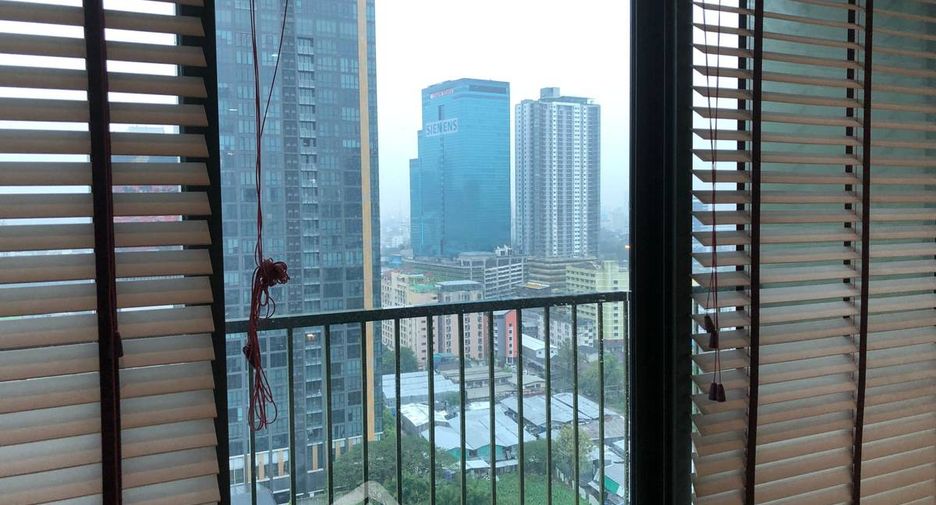 Condo en alquiler y en venta de 1 habitaciones en Watthana, Bangkok