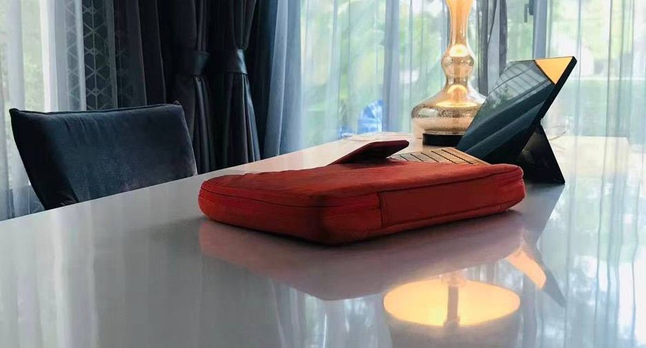 For sale 4 bedrooms house in Suan Luang, Bangkok