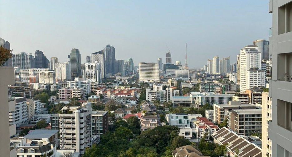 For sale 4 bedrooms condo in Khlong Toei, Bangkok