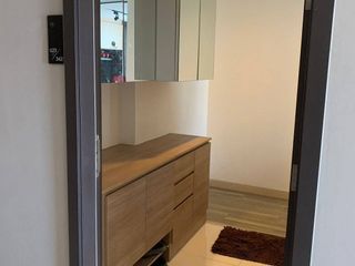 Condo en venta de 2 habitaciones en Phra Khanong, Bangkok