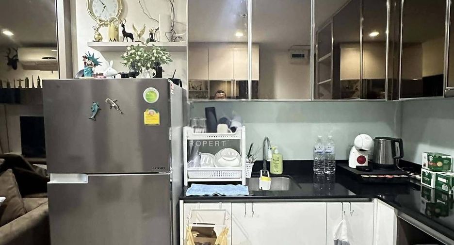 Condo en alquiler y en venta de 2 habitaciones en Huai Khwang, Bangkok