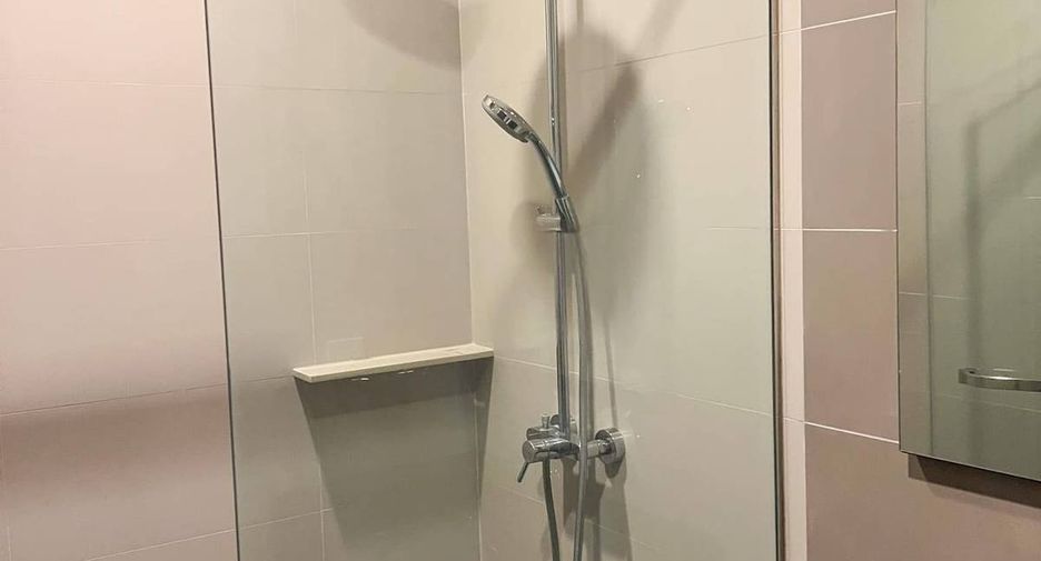 For rent and for sale 1 bed condo in Khlong Toei, Bangkok