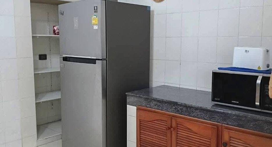 Haus zur Miete und zum Kauf mit 4 Zimmer in East Pattaya, Pattaya