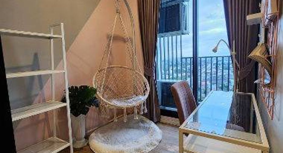For sale 2 bedrooms condo in Si Racha, Chonburi