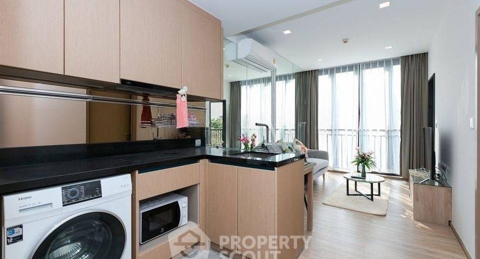 Condo en alquiler y en venta de 1 habitaciones en Suan Luang, Bangkok