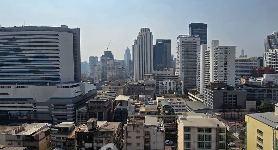 For rent and for sale 1 bed condo in Khlong Toei, Bangkok