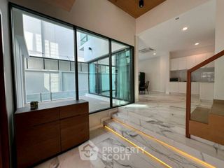 出售 3 卧室 独立屋 在 Wang Thong Lang, 曼谷