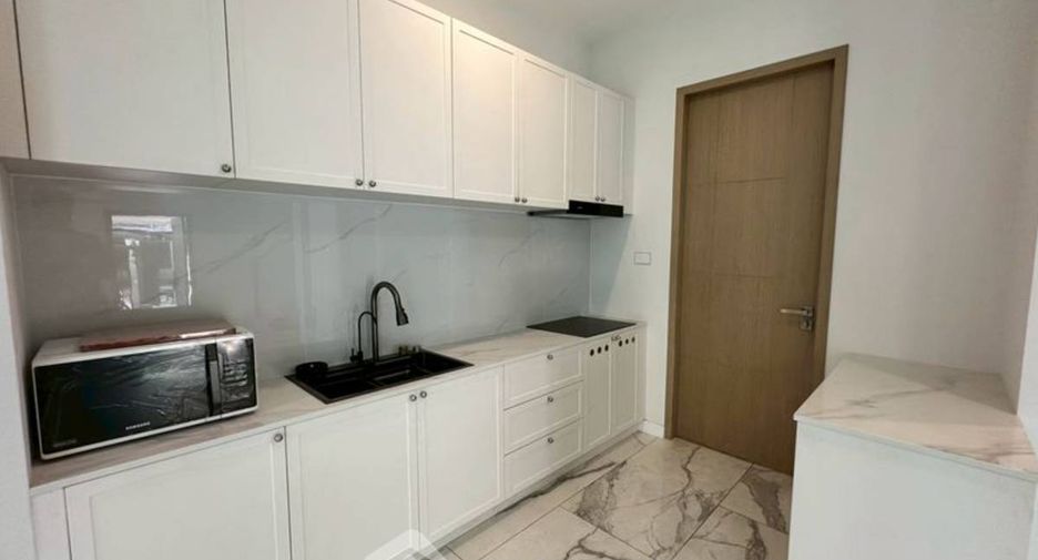 For sale 3 bedrooms house in Wang Thonglang, Bangkok