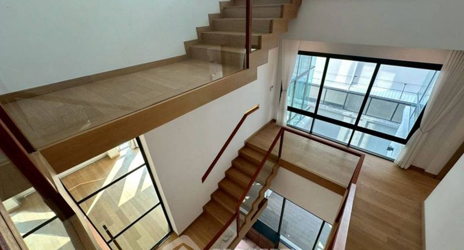 For sale 3 bedrooms house in Wang Thonglang, Bangkok