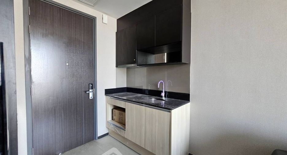 À louer et à vendre 1 chambre condo à Khlong Toei, Bangkok
