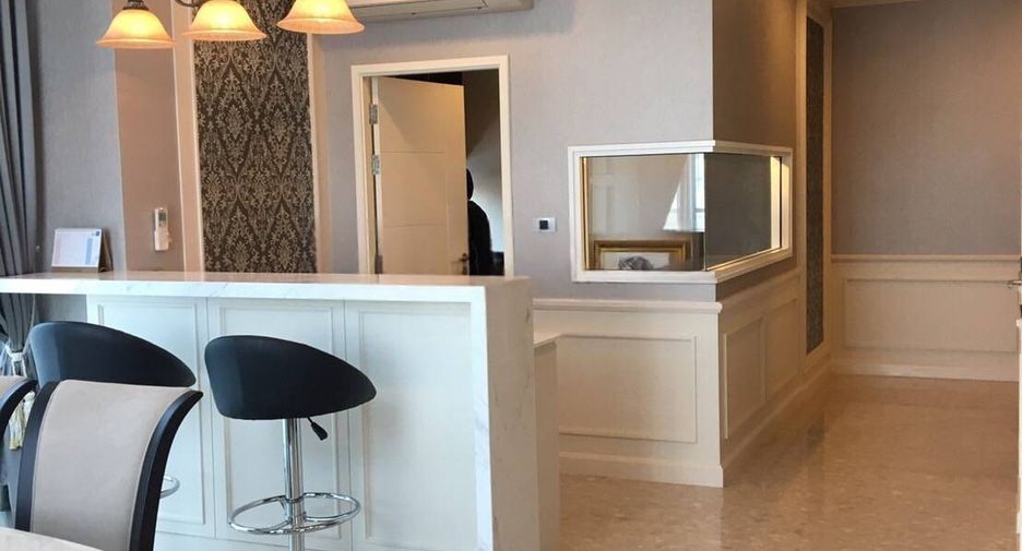 For rent and for sale 2 bedrooms condo in Khlong Toei, Bangkok