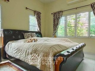 À vendre 3 chambres maison à Sattahip, Chonburi