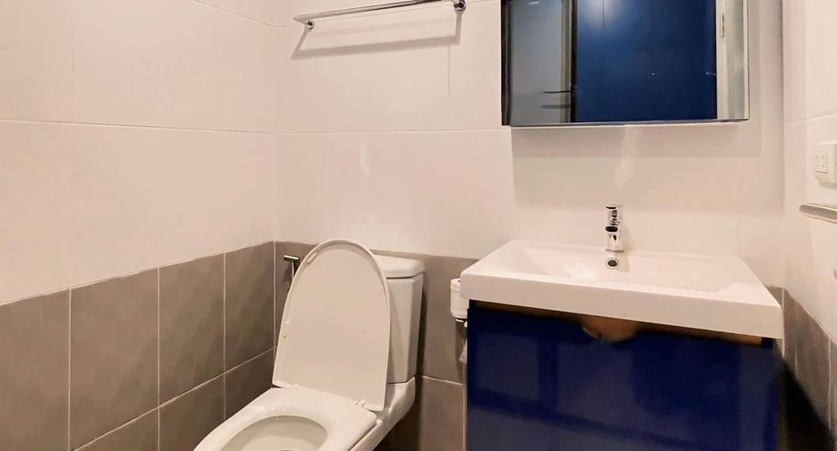 For rent and for sale 2 bedrooms condo in Watthana, Bangkok