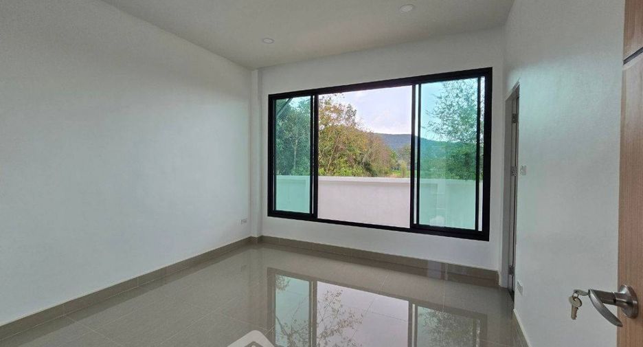 For sale 3 bedrooms house in Sattahip, Pattaya