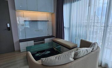 À vendre 2 chambres condo à Huai Khwang, Bangkok