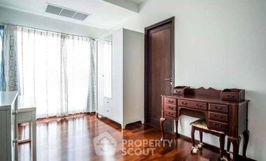 For sale 2 bedrooms condo in Watthana, Bangkok