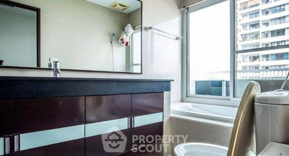 Wohnung zur Miete und zum Kauf mit 2 Zimmer in Watthana, Bangkok