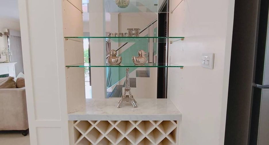 À vendre 3 chambres maison à Huay Yai, Pattaya